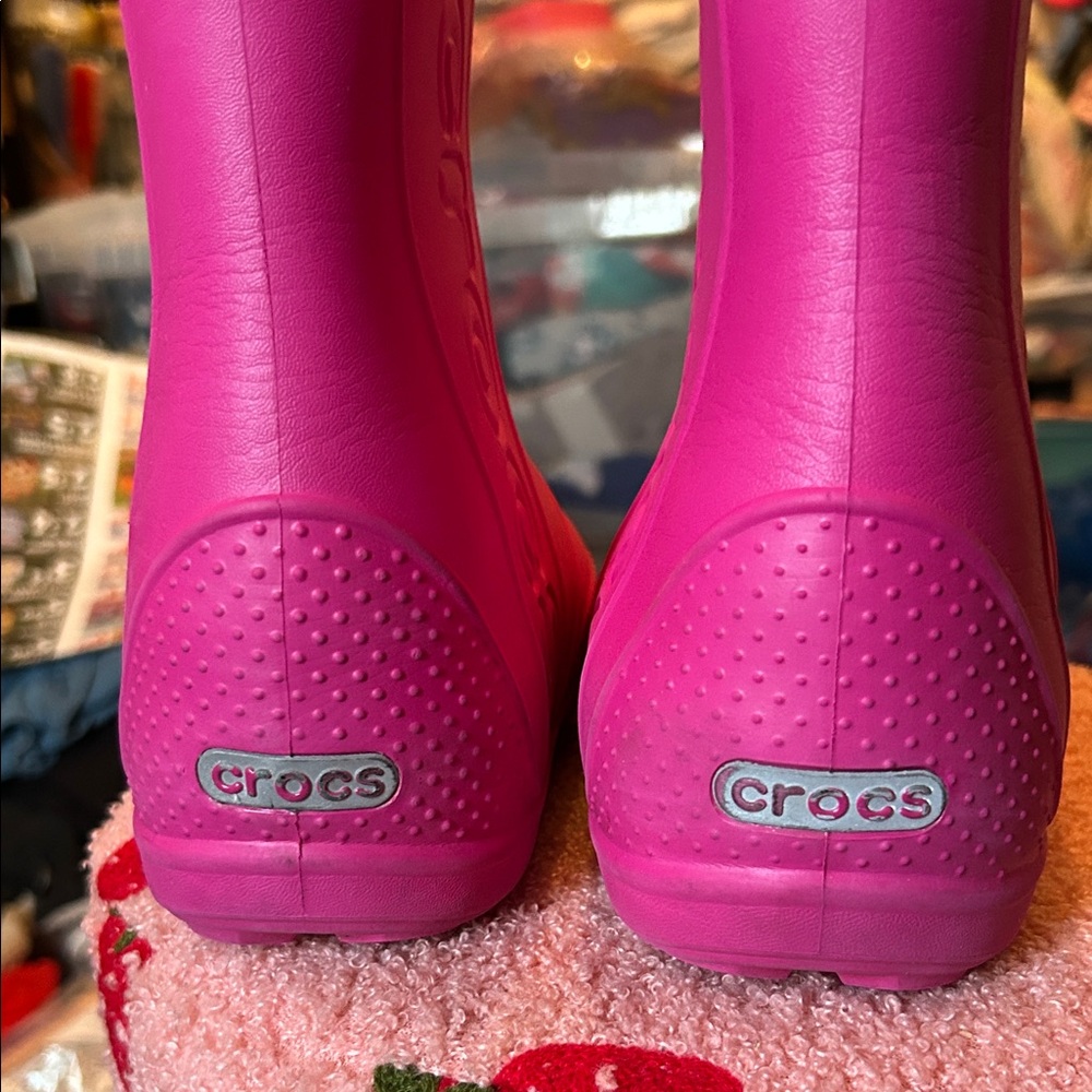 CROCS Vibrant Pink Kids' Boots - Picture 5 of 7